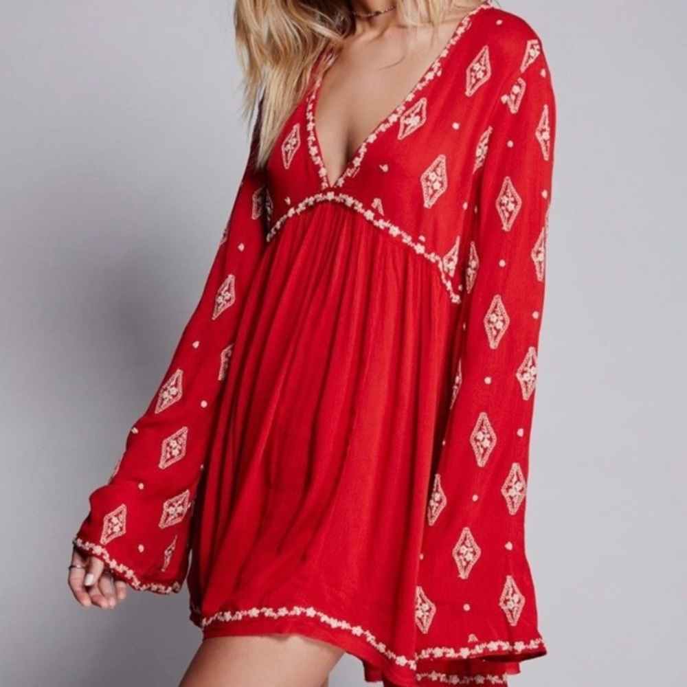 ⚜️FREE PEOPLE DIAMOND EMBROIDERED TUNIC⚜️